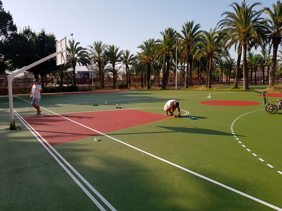 Los beneficios de optar por la construcción de pistas deportivas en Alicante